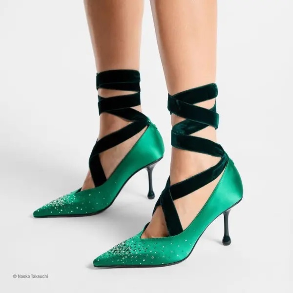 New Jimmy Choo x Sailor Moon Neptune 80 Satin Crystal Pump - Picture 2 of 13